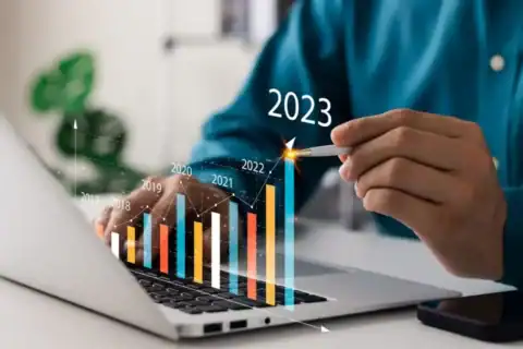 Laptop displaying digital marketing analytics and online growth metrics